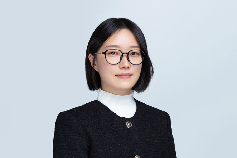 speaker Bio image